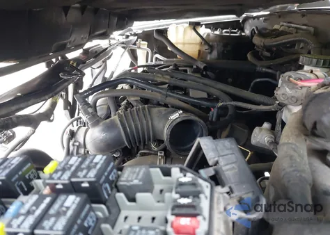 2010 Ford Escape Xlt from USA, damaged, VIN 1FMCU0D75AKB11637
